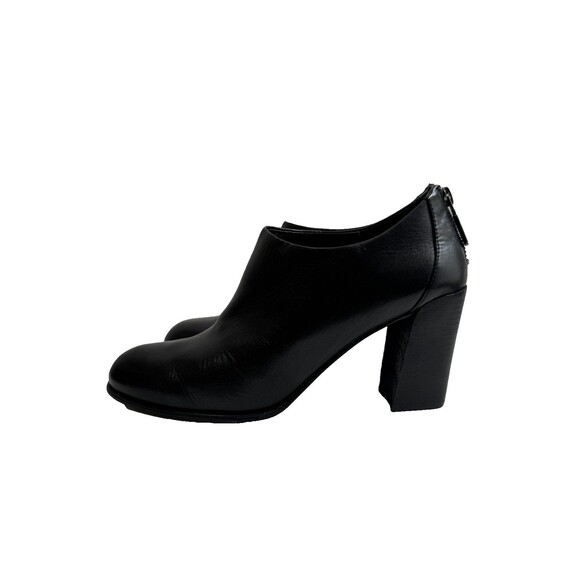 Eileen Fisher Shoes - Eileen Fisher Women Ankle Booties black leather heels back zipper Size 9